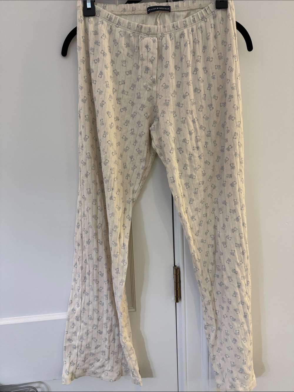 Brandy Melville Cream Lounge Pants with Gray Micro Print